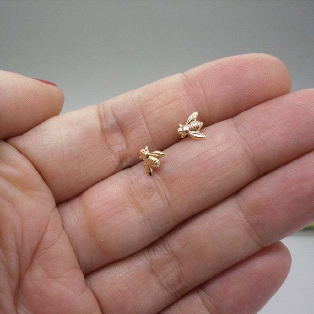 NEW Gold Tiny Bee Stud Earrings - Picture 2 of 4